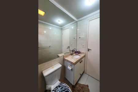 Banheiro de kitnet/studio à venda com 1 quarto, 37m² em Cambuci, São Paulo