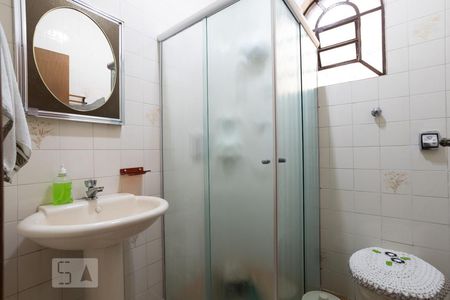 Banheiro de casa à venda com 3 quartos, 160m² em Vila São José, São Paulo
