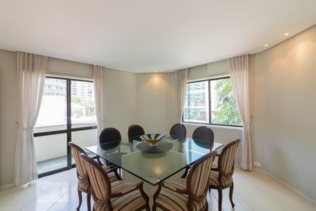 Sala de apartamento para alugar com 4 quartos, 232m² em Itaim Bibi, São Paulo