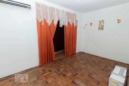 Apartamentos com 3 quartos à venda em Azenha, Porto Alegre, RS