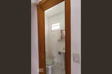 Lavabo de casa de condomínio para alugar com 2 quartos, 68m² em Bairro Fátima, Canoas