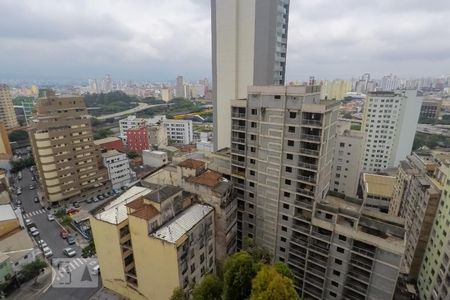 Vista Sala de apartamento à venda com 2 quartos, 42m² em Sé, São Paulo