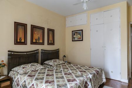 Quarto de apartamento para alugar com 2 quartos, 85m² em Aparecida, Santos