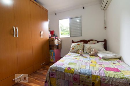 Quarto Suíte 2 de casa para alugar com 4 quartos, 195m² em Jardim das Vertentes, São Paulo