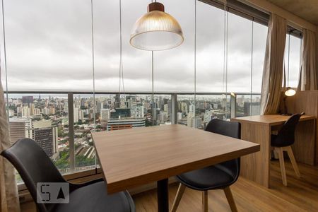 Sala de apartamento para alugar com 1 quarto, 35m² em Butantã, São Paulo