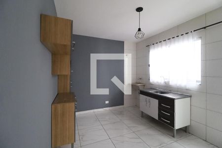 Cozinha / Área de serviço de apartamento para alugar com 1 quarto, 40m² em Parque Edu Chaves, São Paulo