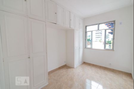 Quarto 1 de apartamento à venda com 2 quartos, 70m² em Grajaú, Rio de Janeiro