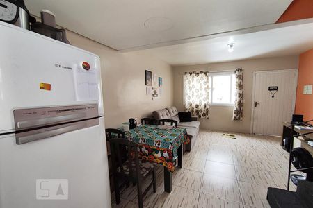 Sala de casa de condomínio para alugar com 2 quartos, 70m² em Bairro Fátima, Canoas