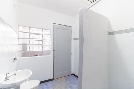 Banheiro de casa para alugar com 1 quarto, 45m² em Vila Carioca (ipiranga), São Paulo