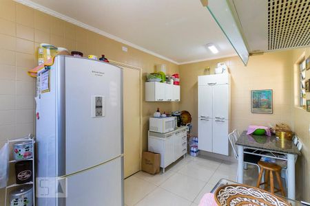 Casa para alugar com 150m², 3 quartos e 3 vagas Casa para alugar com 150m², 3 quartos e 3 vagasCozinha