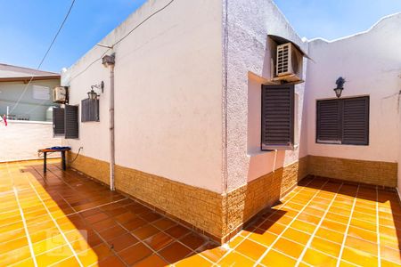 Casa para alugar com 150m², 3 quartos e 3 vagas Casa para alugar com 150m², 3 quartos e 3 vagasQuintal