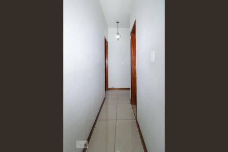 Corredor de apartamento à venda com 2 quartos, 100m² em Vila da Penha, Rio de Janeiro