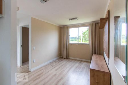 Sala de apartamento para alugar com 2 quartos, 40m² em Jardim Petrópolis, Cotia