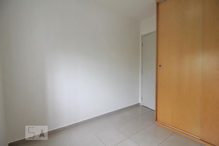 Quarto de apartamento para alugar com 2 quartos, 51m² em Vila Suzana, São Paulo