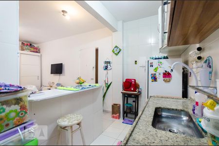 Cozinha de kitnet/studio para alugar com 1 quarto, 30m² em Embaré, Santos