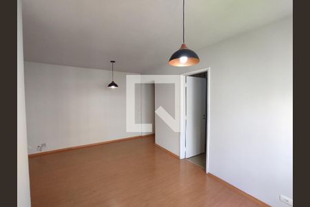 Sala de apartamento para alugar com 3 quartos, 88m² em Vila Ipojuca, São Paulo