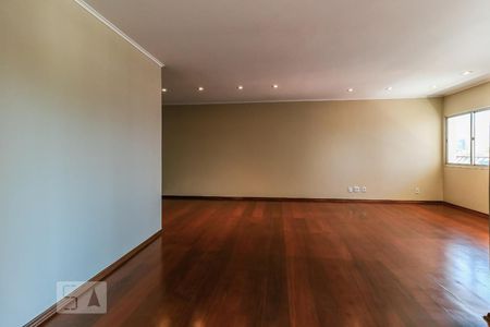 Sala de apartamento para alugar com 4 quartos, 198m² em Vila Imperial, São José do Rio Preto 