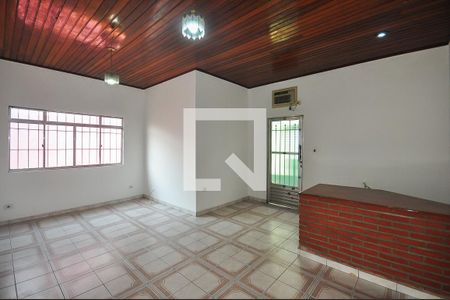 Sala 2 de casa para alugar com 1 quarto, 60m² em Jardim Wanda, Taboão da Serra