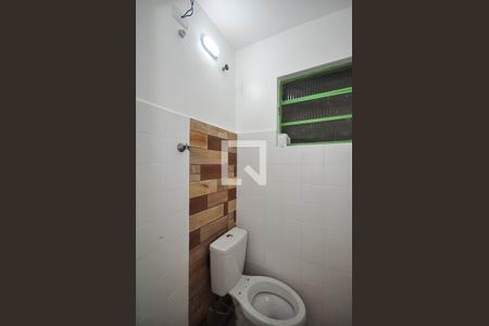 Lavabo de casa para alugar com 1 quarto, 60m² em Jardim Wanda, Taboão da Serra