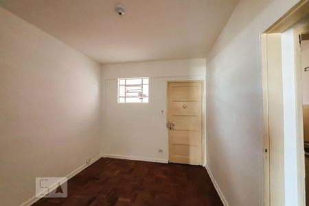 Sala de Estar de apartamento para alugar com 1 quarto, 34m² em Sé, São Paulo