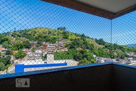 Vista da Sala  de apartamento à venda com 2 quartos, 62m² em Santa Rosa, Niterói