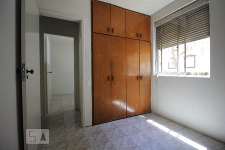 Quarto 2 de apartamento para alugar com 3 quartos, 70m² em Jardim Santa Efigênia, São Paulo