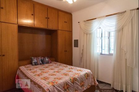 Quarto 1 de casa à venda com 3 quartos, 164m² em Vila Monumento, São Paulo