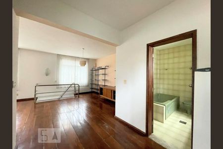 Apartamento à venda com 260m², 4 quartos e 2 vagasSala