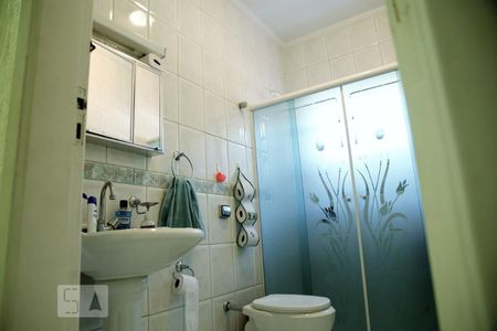 Banheiro Com Box de casa para alugar com 2 quartos, 125m² em Canto do Forte, Praia Grande