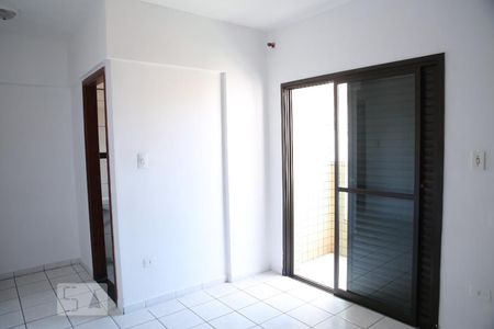 Quarto de apartamento para alugar com 2 quartos, 118m² em Guilhermina, Praia Grande