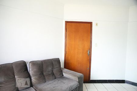 Sala de apartamento para alugar com 2 quartos, 118m² em Guilhermina, Praia Grande