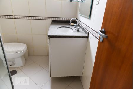 Apartamento para alugar com 150m², 4 quartos e 2 vagas Apartamento para alugar com 150m², 4 quartos e 2 vagasBanheiro