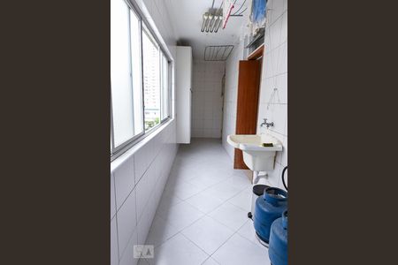 Apartamento para alugar com 150m², 4 quartos e 2 vagas Apartamento para alugar com 150m², 4 quartos e 2 vagasÁrea de Serviço