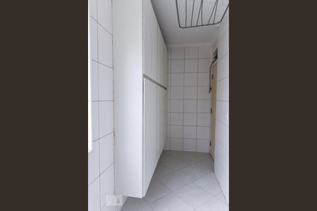 Apartamento para alugar com 150m², 4 quartos e 2 vagas Apartamento para alugar com 150m², 4 quartos e 2 vagasentrada de serviço, armário detalhe