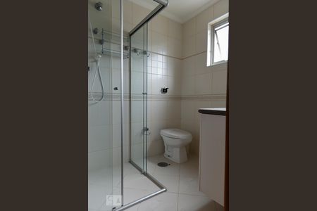 Apartamento para alugar com 150m², 4 quartos e 2 vagas Apartamento para alugar com 150m², 4 quartos e 2 vagasBanheiro