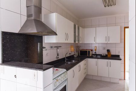 Apartamento para alugar com 150m², 4 quartos e 2 vagas Apartamento para alugar com 150m², 4 quartos e 2 vagascozinha