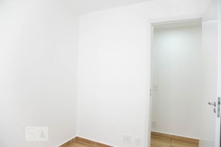 Quarto 1 de apartamento para alugar com 2 quartos, 41m² em Itaquera, São Paulo