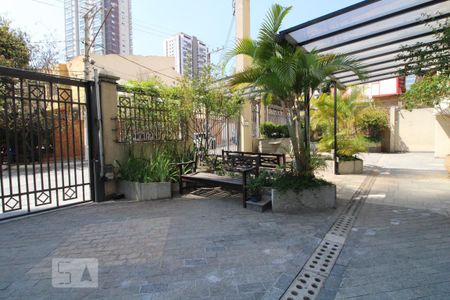 Entrada de apartamento para alugar com 3 quartos, 60m² em Jardim das Acácias, São Paulo