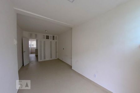 Sala de apartamento para alugar com 1 quarto, 49m² em Bonfim, Belo Horizonte