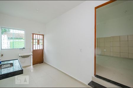 Sala - Cozinha de casa para alugar com 1 quarto, 43m² em Bonfim, Belo Horizonte