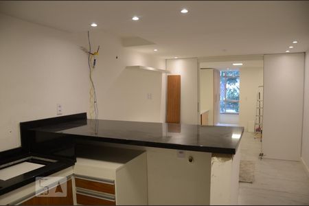 Sala de apartamento para alugar com 1 quarto, 40m² em Botafogo, Rio de Janeiro