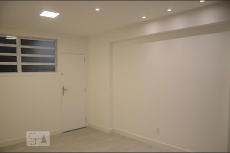 Sala de apartamento à venda com 2 quartos, 60m² em Botafogo, Rio de Janeiro