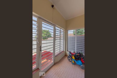 Varanda da Sala de casa à venda com 2 quartos, 110m² em Vila Joaquim Inácio, Campinas