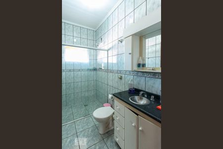 Casa à venda com 240m², 4 quartos e 3 vagas Casa à venda com 240m², 4 quartos e 3 vagasBanheiro