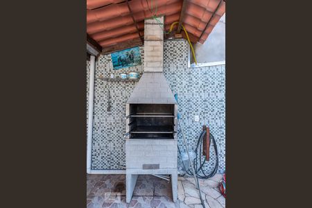 Casa à venda com 240m², 4 quartos e 3 vagas Casa à venda com 240m², 4 quartos e 3 vagasChurrasqueira