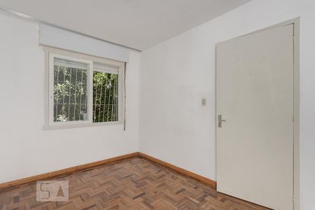 Quarto de apartamento para alugar com 1 quarto, 37m² em Rubem Berta, Porto Alegre