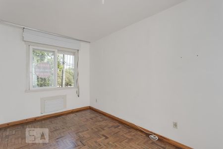 Sala de apartamento para alugar com 1 quarto, 37m² em Rubem Berta, Porto Alegre