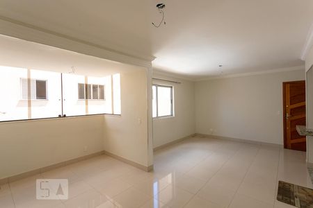 Sala de apartamento para alugar com 3 quartos, 90m² em Colégio Batista, Belo Horizonte