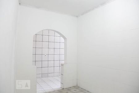 Sala de casa para alugar com 2 quartos, 55m² em Vila Carmosina, São Paulo