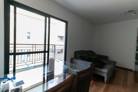 Apartamento para alugar com 63m², 2 quartos e 1 vagaSala